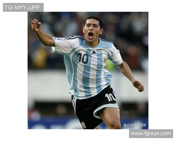 世界杯明星风采：盘点那些改变比赛历史的足球传奇与瞬间