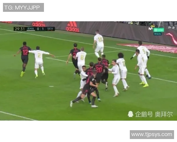 裁判与球员站位分析：比赛中不同角色的相互配合与影响